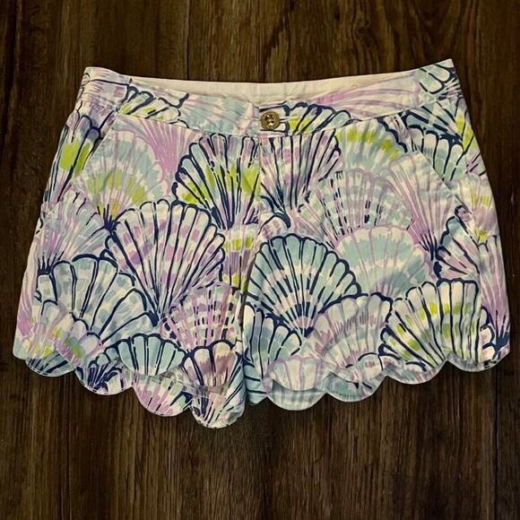 Lilly Pulitzer Women’s 2 The buttercup short - Picture 2 of 8